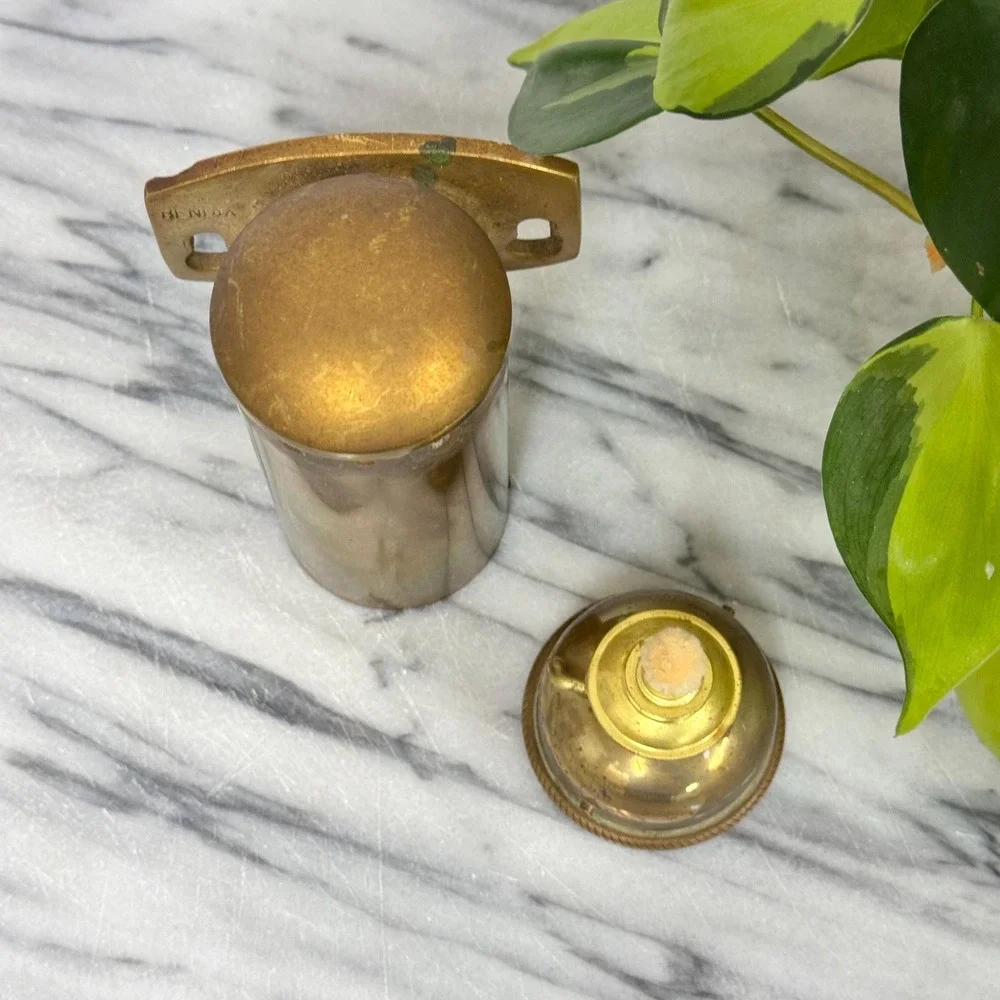 Vintage Bendix Brass Oil Lamp: Early Auto/Nautical Carriage Light